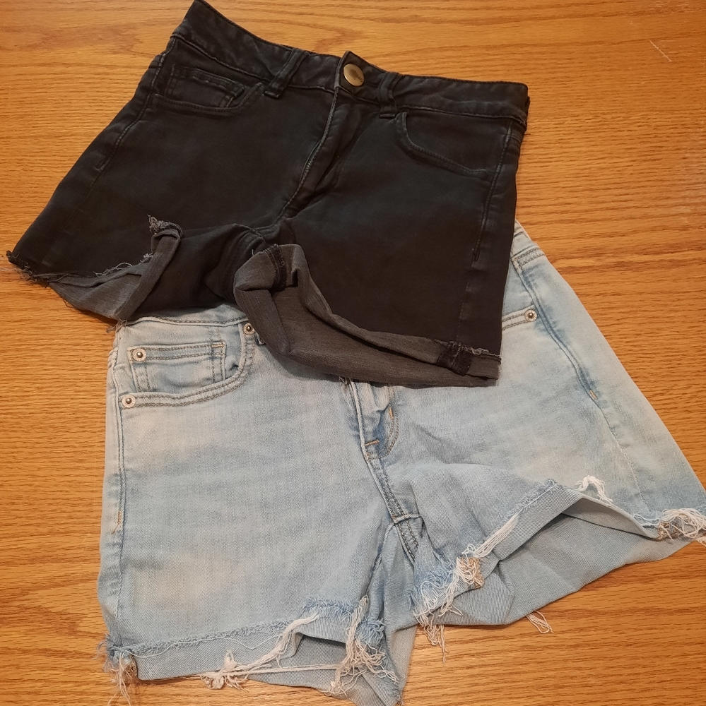 Lot of 2 American Eagle Outfitters Black and Blue Stretch Jean Shorts